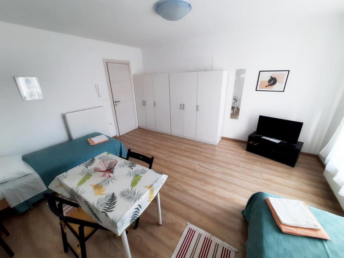 Ferienwohnung Argonauti With Free Parking Pula Exterior foto