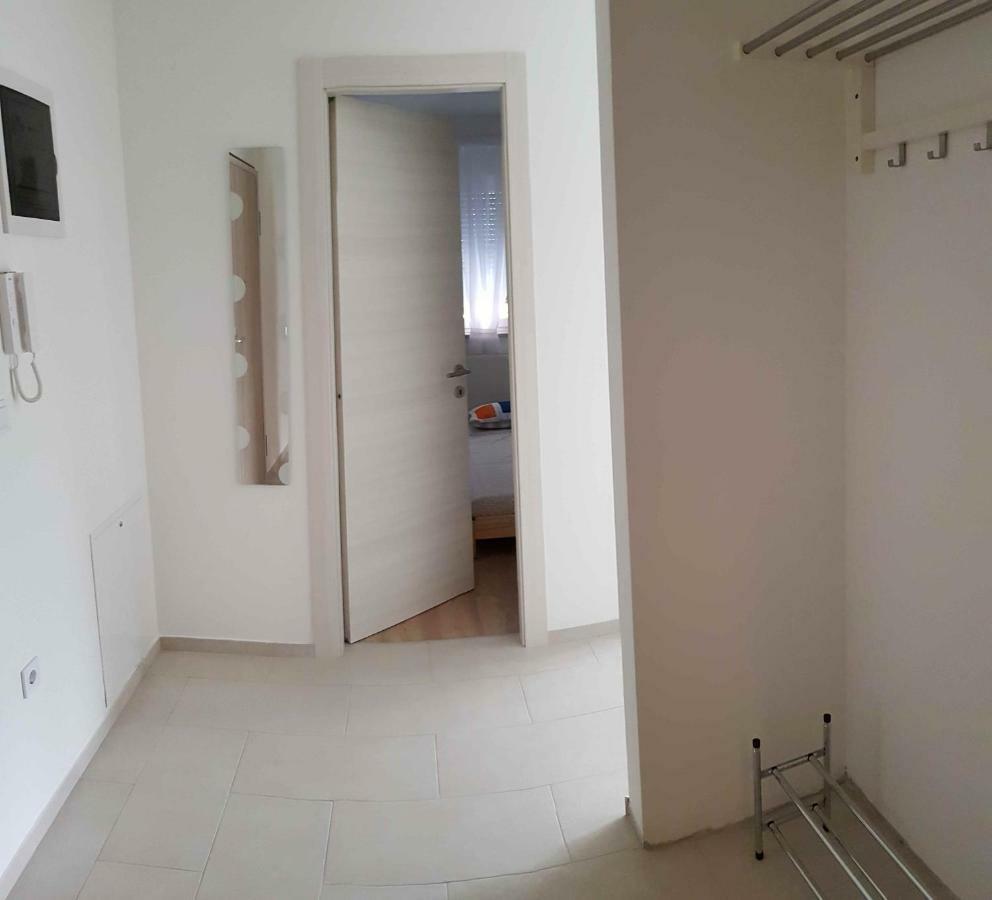 Ferienwohnung Argonauti With Free Parking Pula Exterior foto
